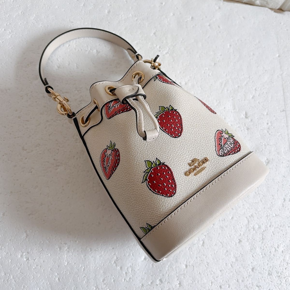 COACH CAL11 Mini Bucket Bag Strawberry Print Canvas Leather White/Red 14×16.5×9