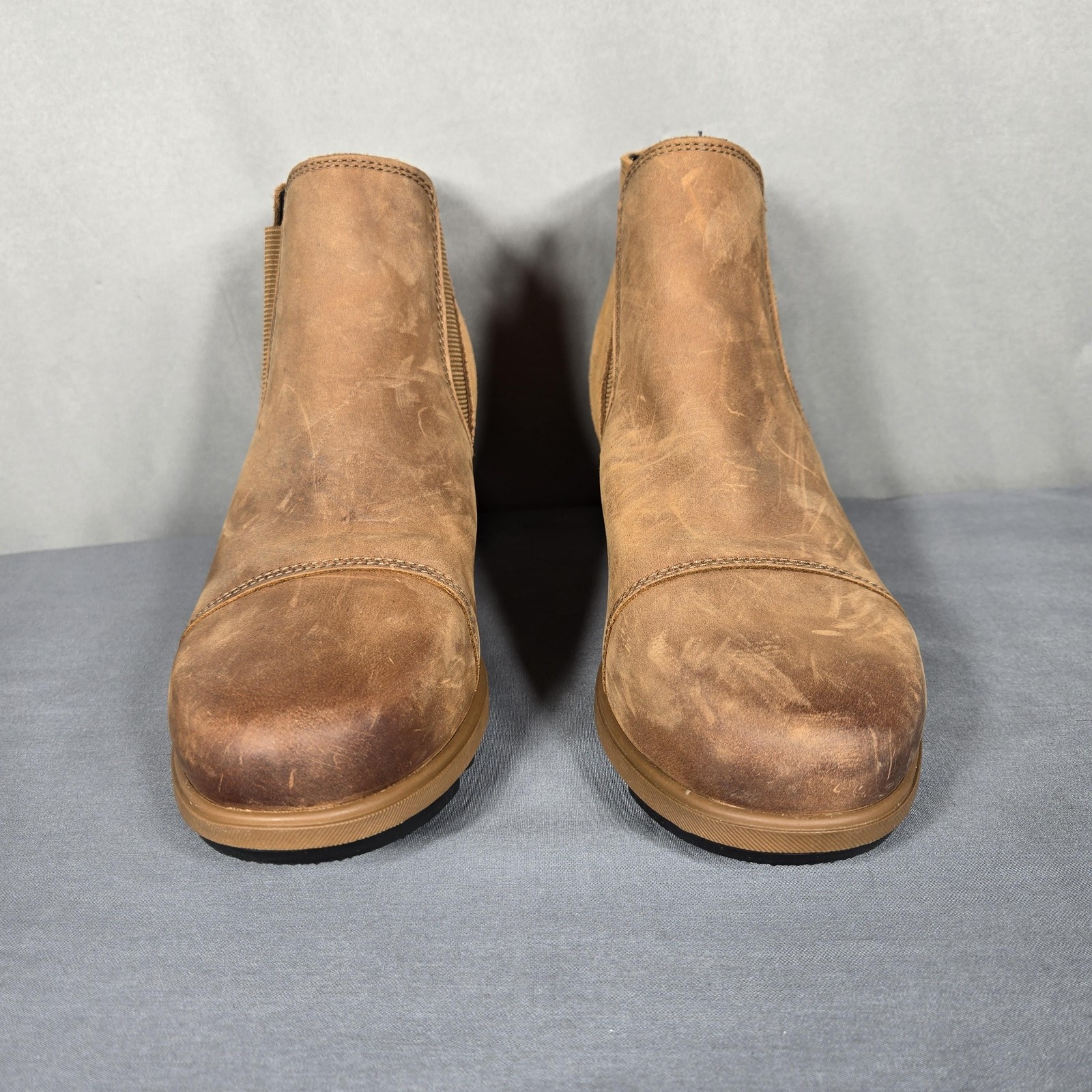 Sorel Evie Chelsea Boots Womens 8 Brown Leather Ankle Booties Lug Soles Slip On