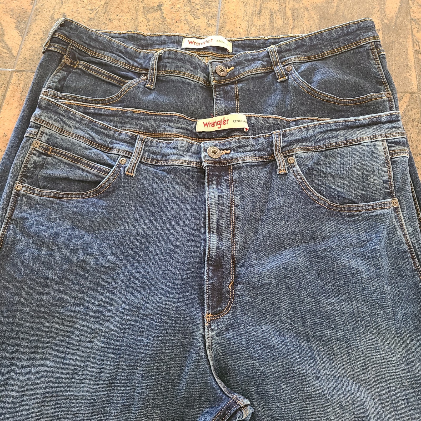 2 Wrangler 1796601 Regular Fit Men’s Jeans 40X29 98% Cotton 2% Elastane