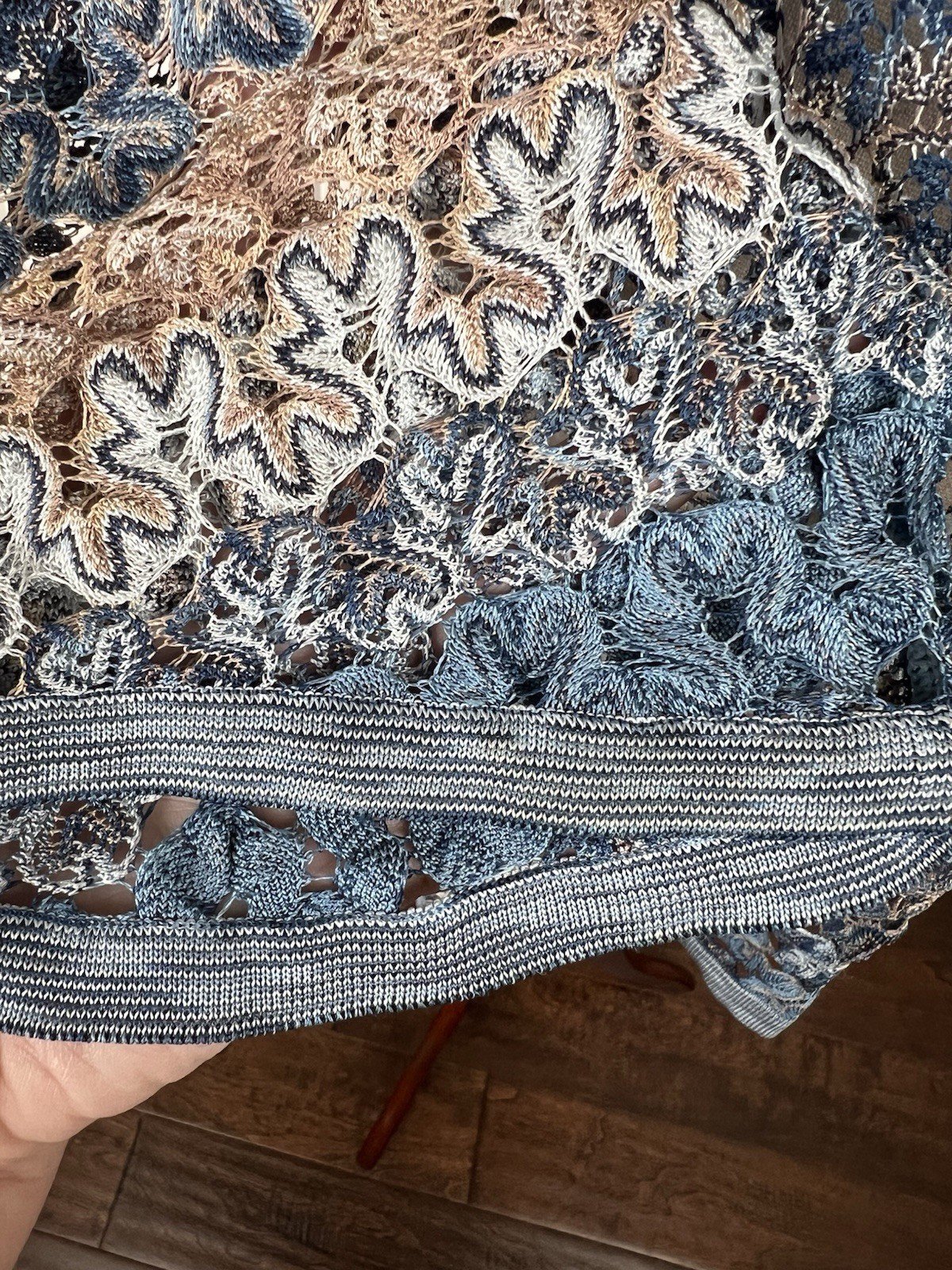 NIC+ZOE Open Weave Floral Knit Top Blue Beige Asymmetrical Tunic Large