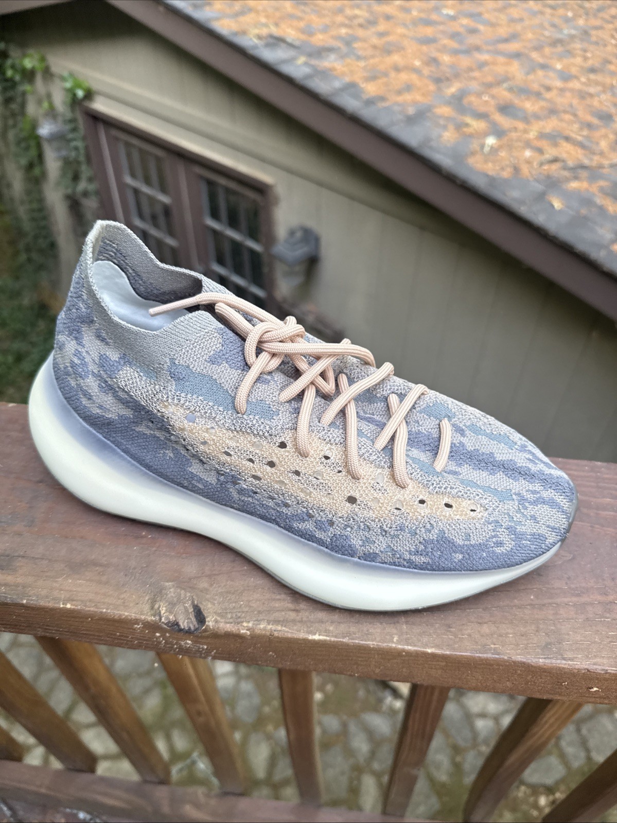 Adidas Yeezy 380 Boost Men’s Size 9.5 FX9764