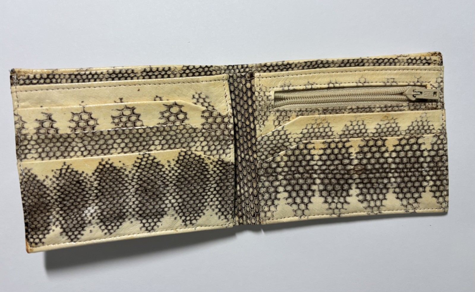 Men’s Genuine Python Snake Skin Vintage Wallet, Bifold Snakeskin Exotic Leather