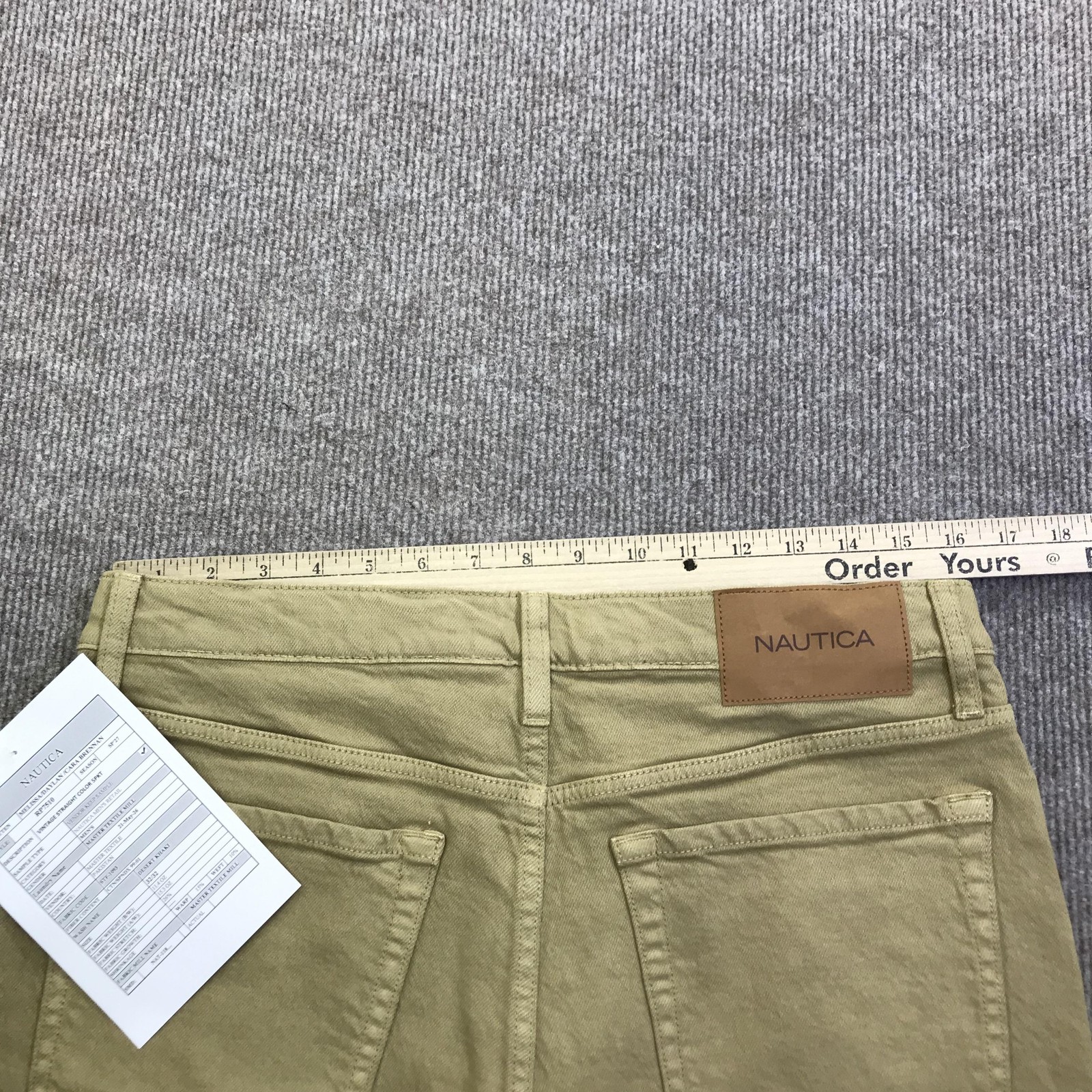 New Nautica Vintage Straight Jeans Mens 32×32 Beige Desert Khaki Denim Sample