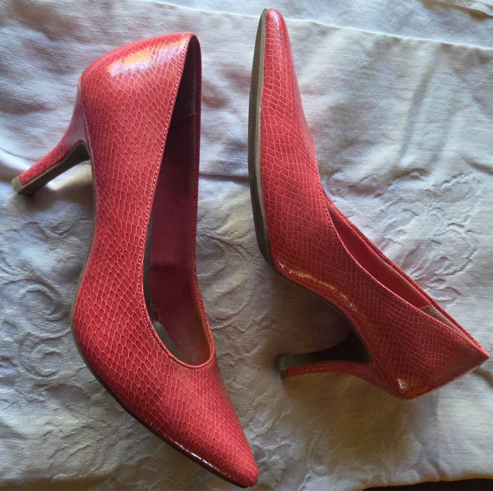 Comfort Plus By Predictions Womens Snake Print Pink Pointed-Toe Pumps Size 8