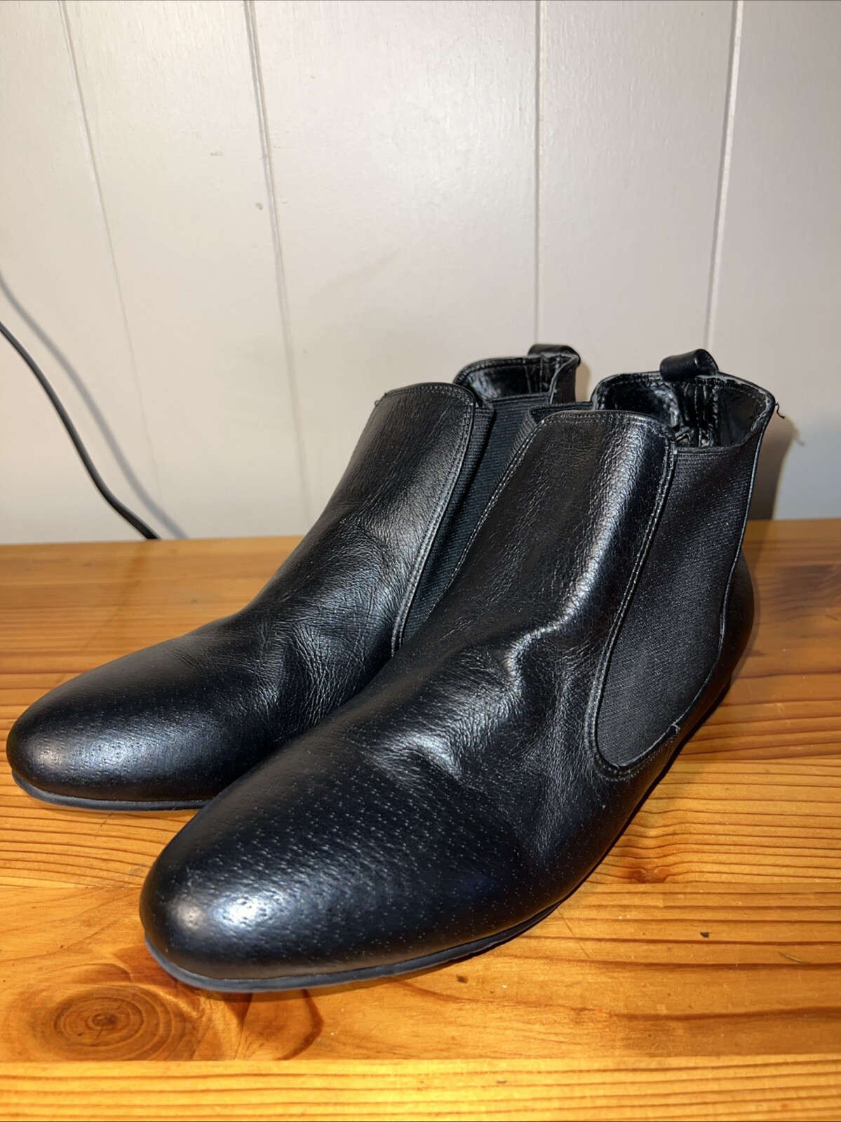 CHINESE LAUNDRY Black Leather SZ 10 M Britt Booties 4585