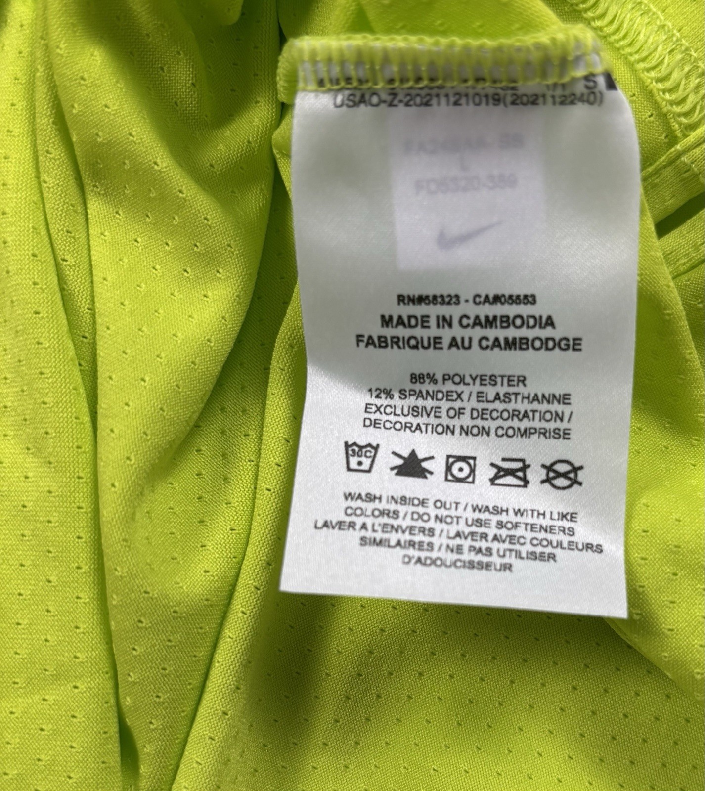 NWT Nike Court Advantage Dri-FIT Tennis Shirt FD5320-389 Lime Men’s Size L