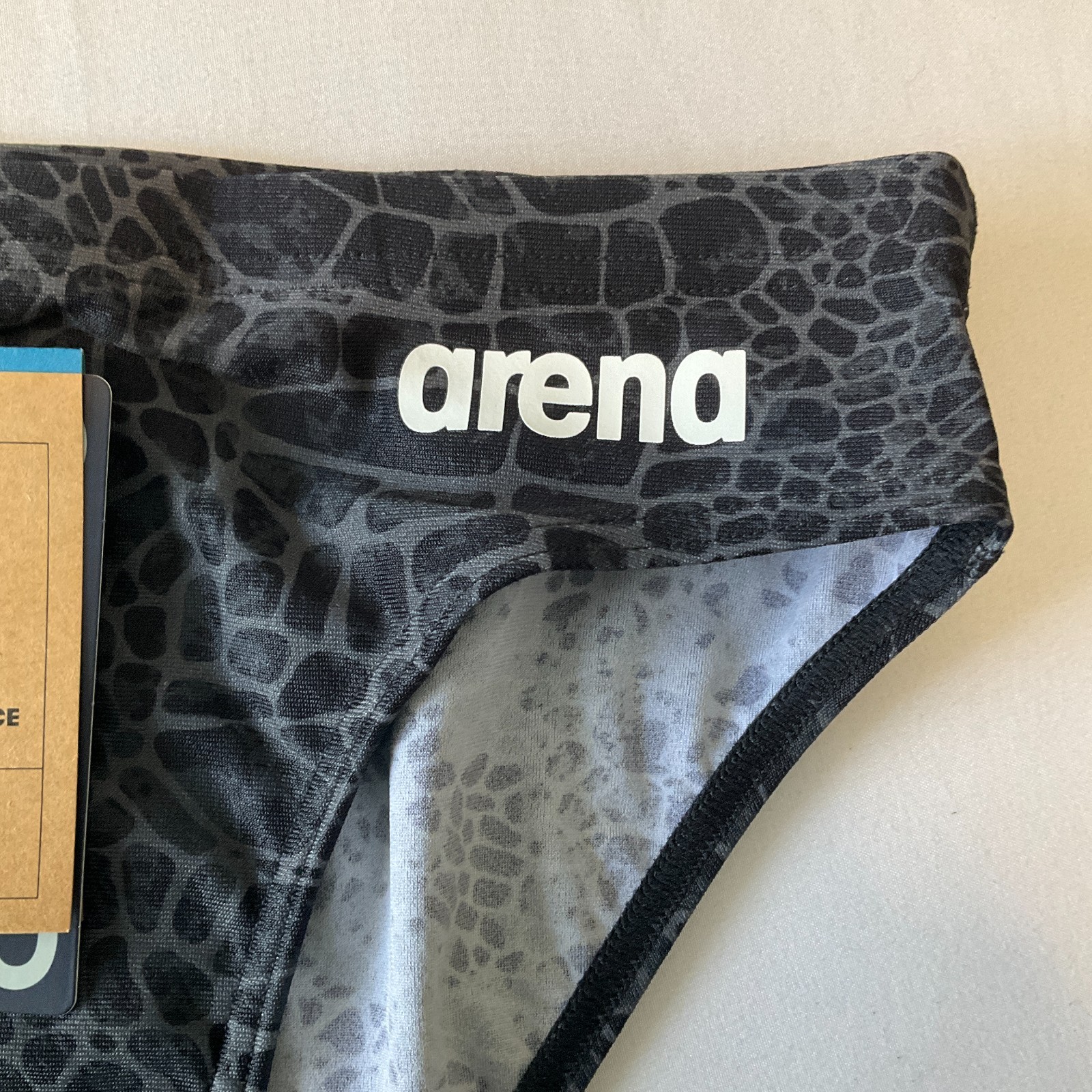 Arena Performance Swimsuit Mens Size 32 Black Snakeskin Swim Briefs Quick Dry