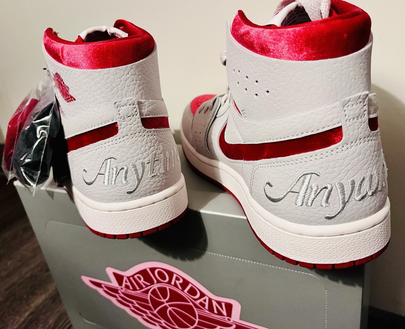 BRAND NEW CUSTOM AIR JORDAN 1 ZOOM AIR White/Red Leather in original box!
