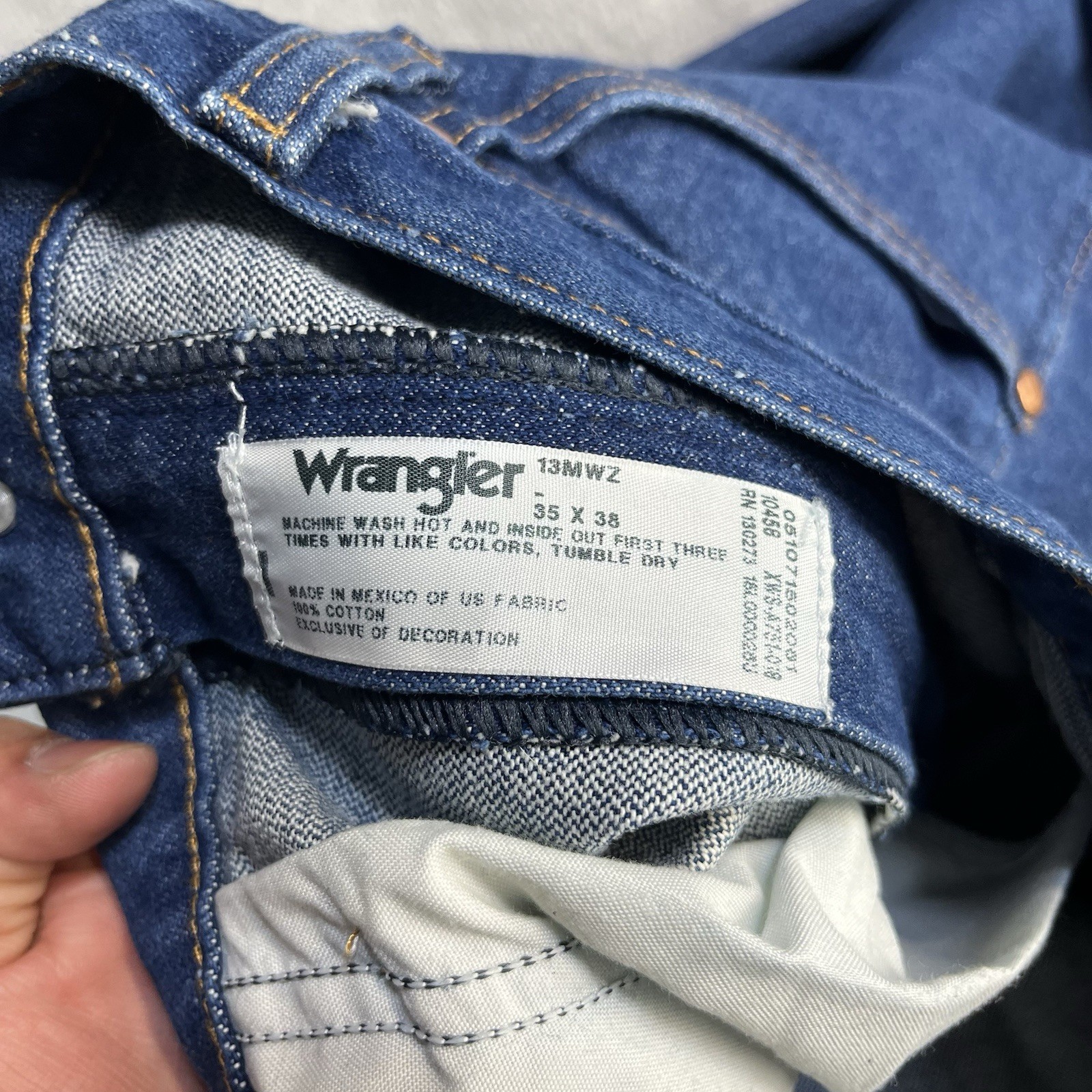 Vintage Wrangler 13MWZ Cowboy Cut Jeans Mens 35×38 Blue Dark Wash Straight Fit