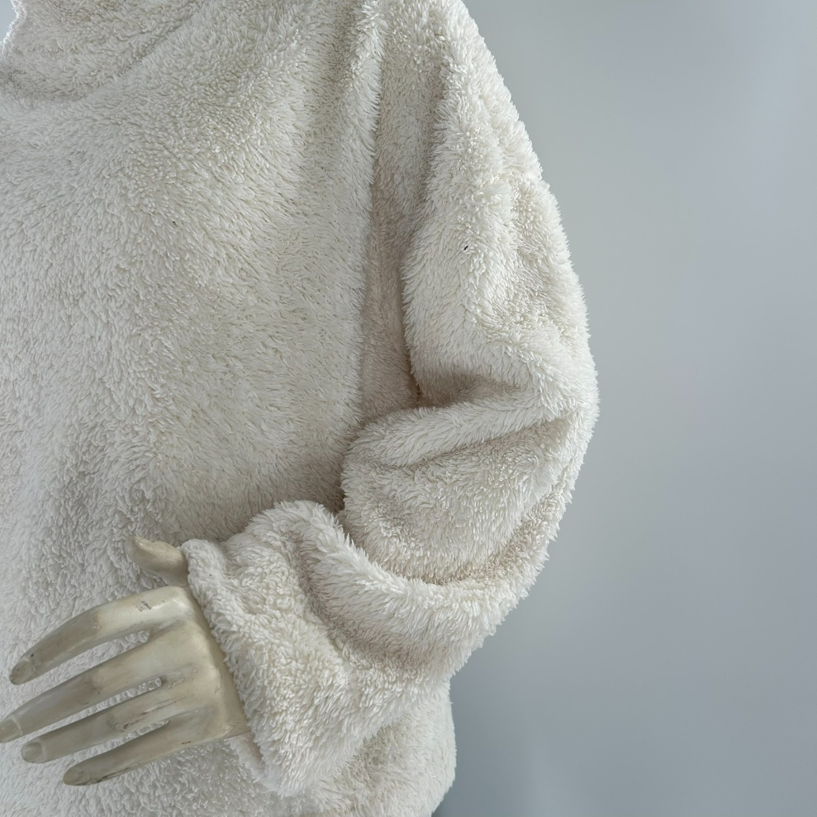 GAP BODY Sherpa Fleece Pullover Comfy Fit with Loose Turtleneck Womens Small