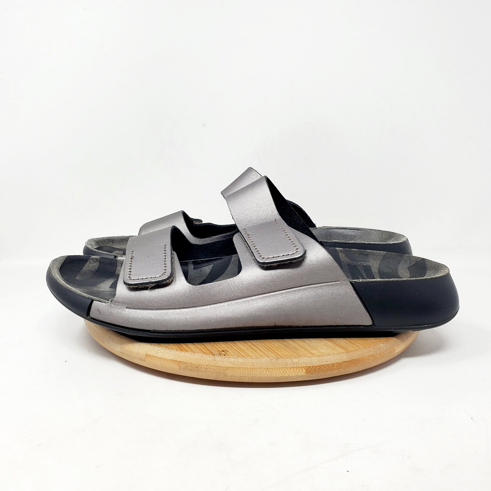 Ecco 2nd Cozmo Sandals Womens 41 Walking Comfort Silver Slide Straps Shoes