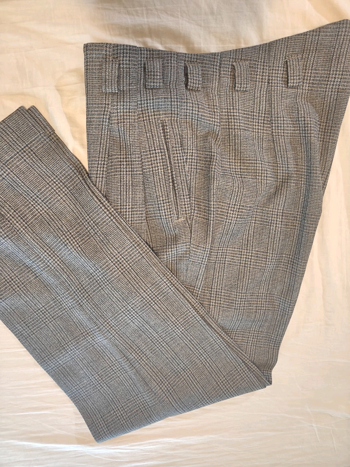 CONNOCK & LOCKIE, BESPOKE, MEN’S BRITISH MADE, PLEATED, DRESS SLACKS Size: 34