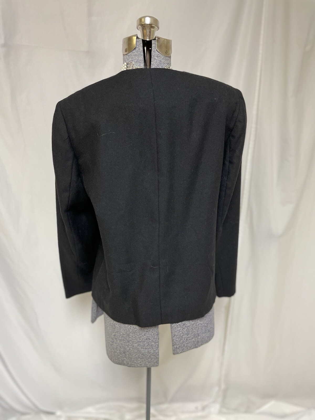 NEW Orvis Blazer Size 12 Black Wool True To Size Jacket Interior Pocket Lined