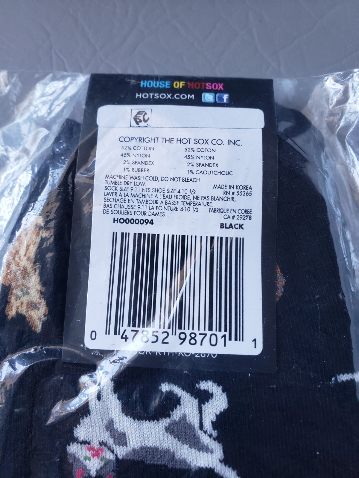 Hot Sox Unisex Cats Crew Socks Set of Two 1 Black 1 Hemp Fits Sizes 9-11 NWT