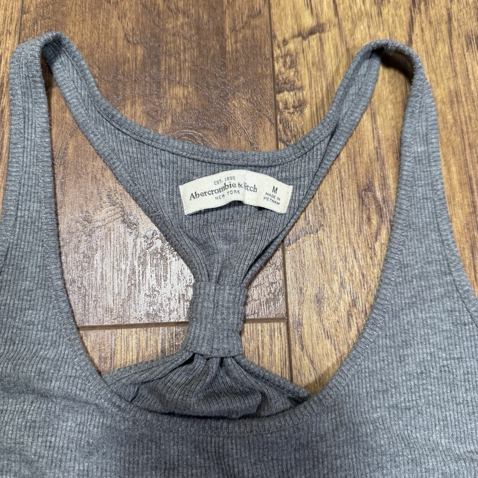 Abercrombie & Fitch Gray Ribbed Racerback Tank Top Women’s M Y2K