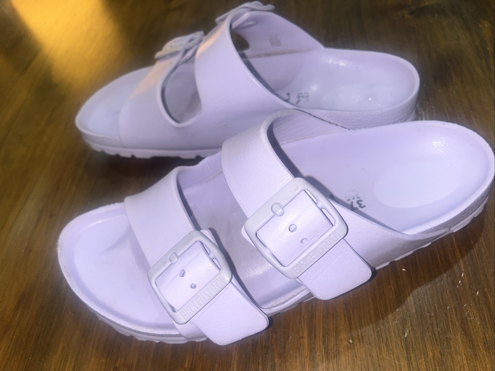 BIRKENSTOCK LAVENDER PURPLE/LILAC SLIDES/WATERPROOF/SIZE 37 US SIZE 7