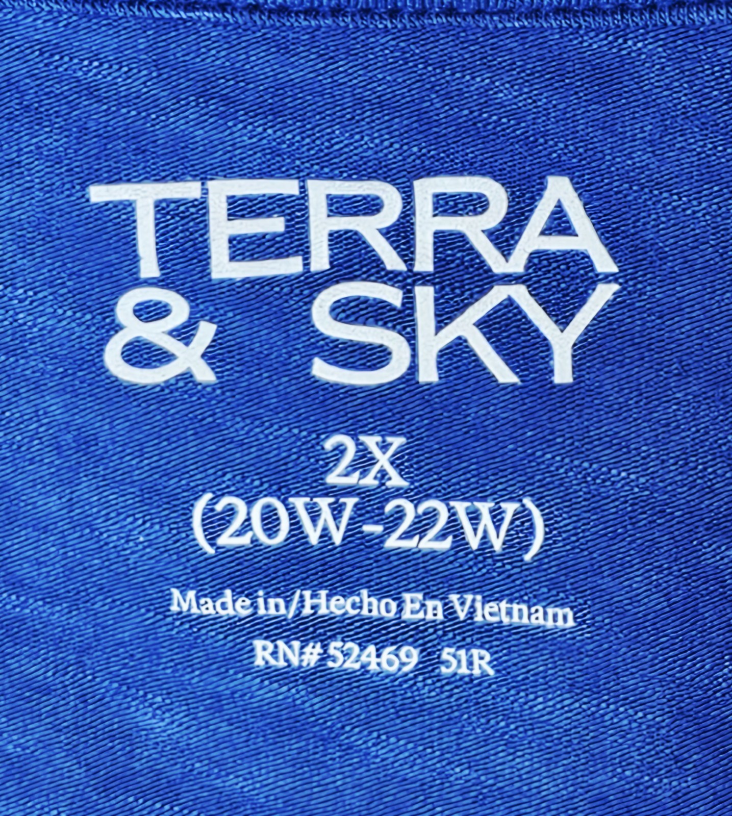 Terra & Sky Plus Blue Heron Semi-Fitted T-Shirt V-Neck Tencel Choose 0X 2X or 3X