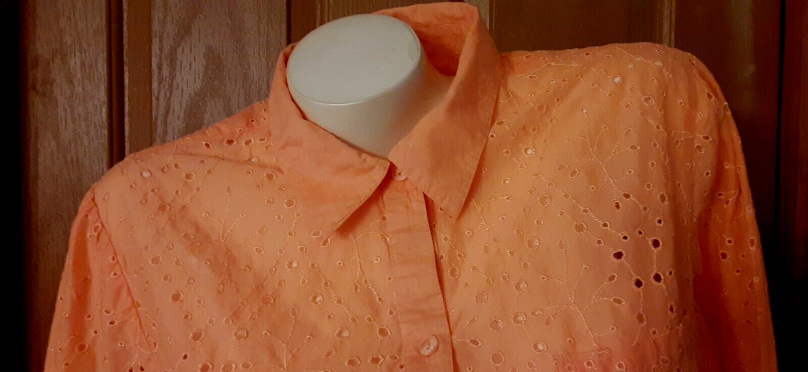 Chico’s Orange Eyelet Blouse Bracelet Sleeves Pockets Misses Size 2 (Reg 12)