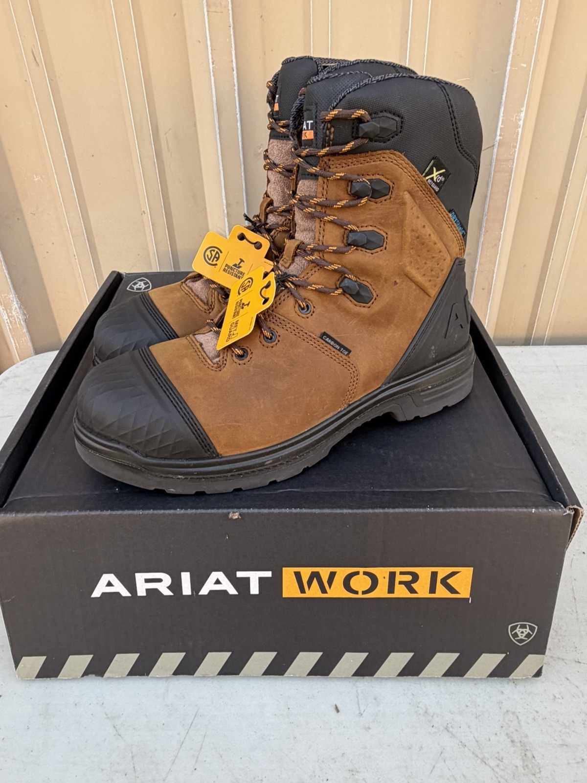 Ariat Turbo Outlaw 8 Inch CSA MetGuard H20 CT Barley Brown Round Toe Men 9.5 New