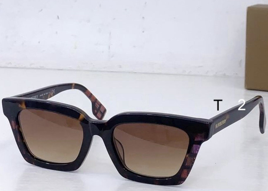 Burberry T2 Women’s Square Tortoise Shell Sunglasses Brown Gradient Lenses