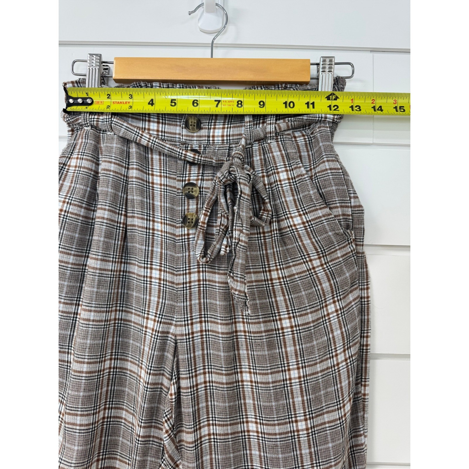 American Eagle Brown Plaid Paperbag Waist Pants XS Tapered Leg Button Front Tie