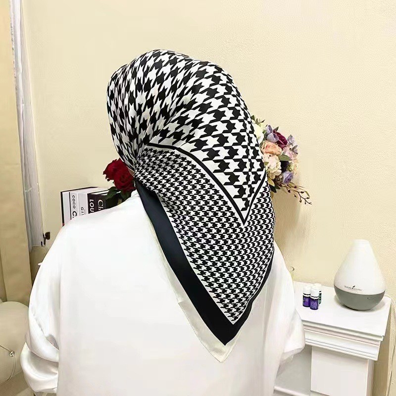 90cm*90cm Multi-functional Scarf Made of Artificial Silk Satin in Color
