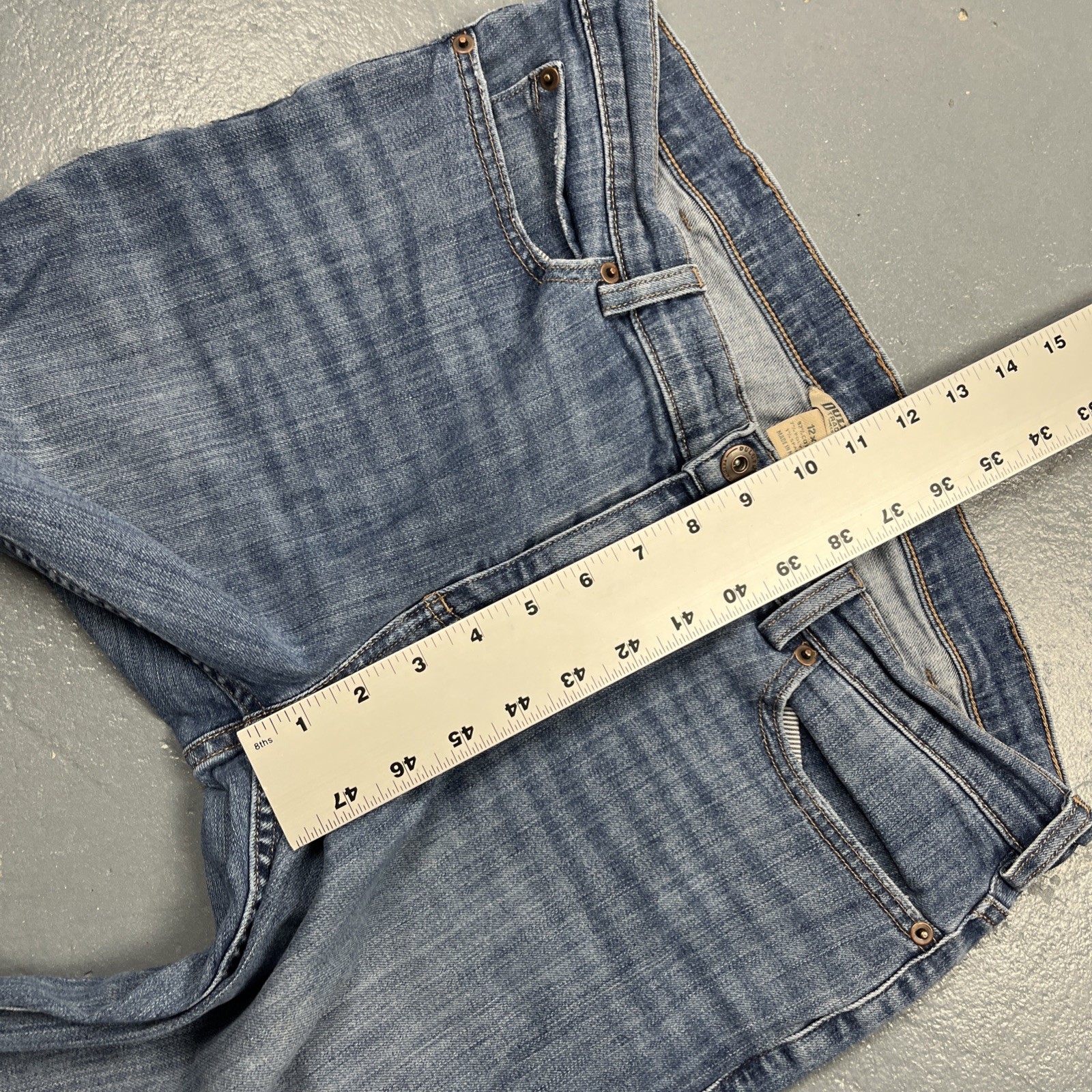 Duluth Trading Co Women’s Jeans Cotton Poly Spandex Blend Sz 12 31” Inseam