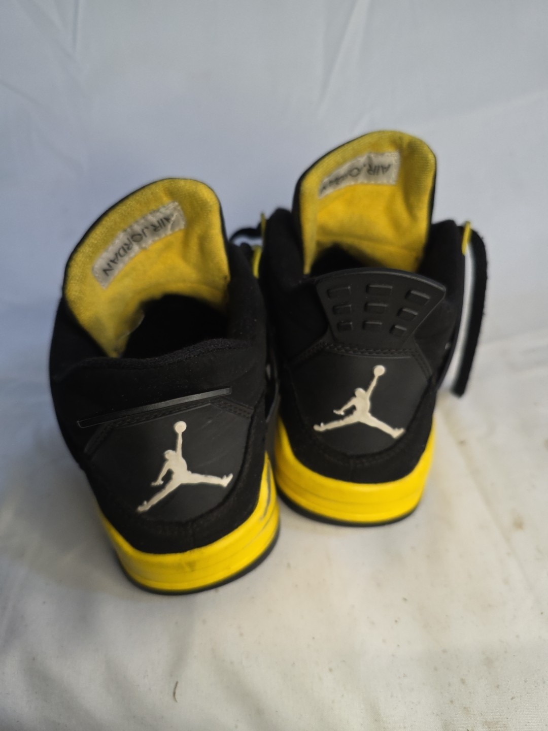 Jordan 4 Retro Yellow Thunders Size Y6.5