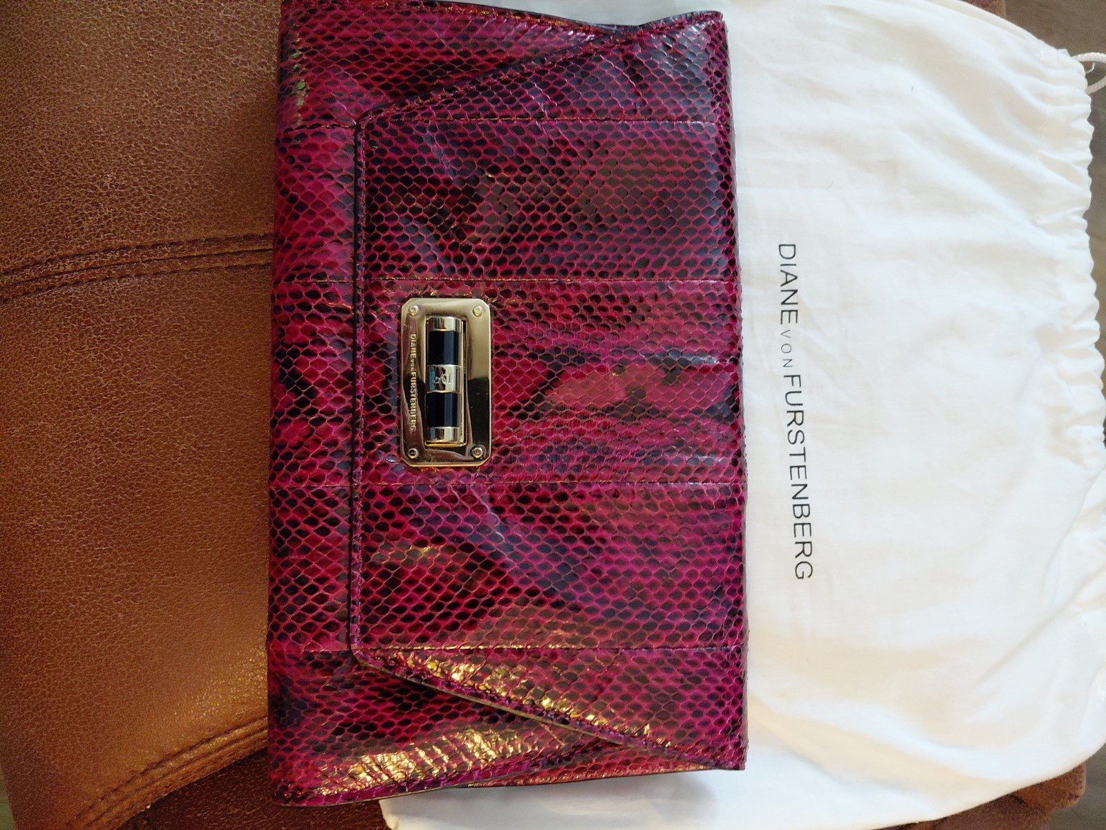 DVF Diane Von Furstenberg Red Embossed Leather Clutch Envelope Style 10×6” READ
