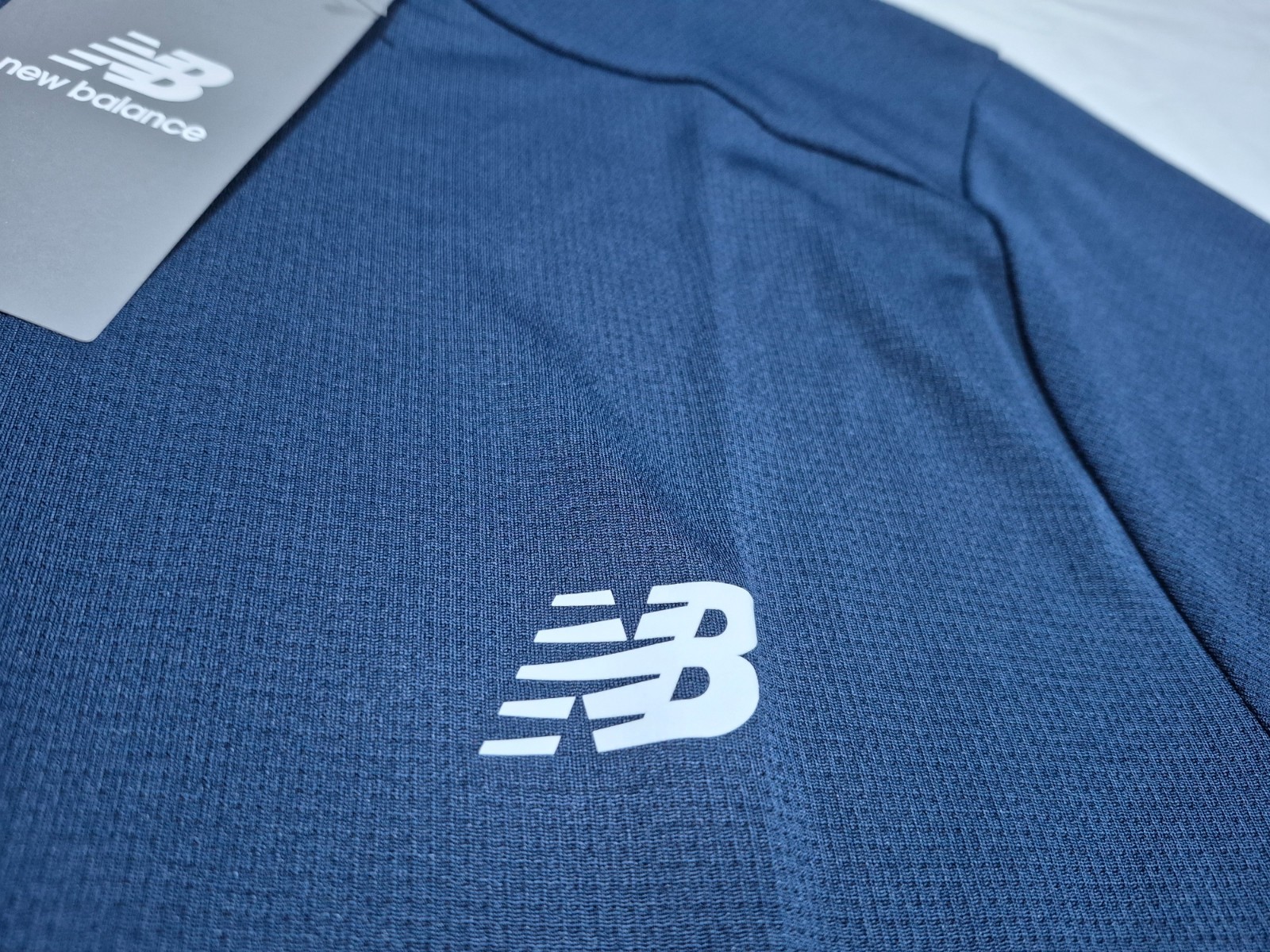 New Balance Men’s Fast Drying -Moisture Wicking Running Sports shirt Polyester