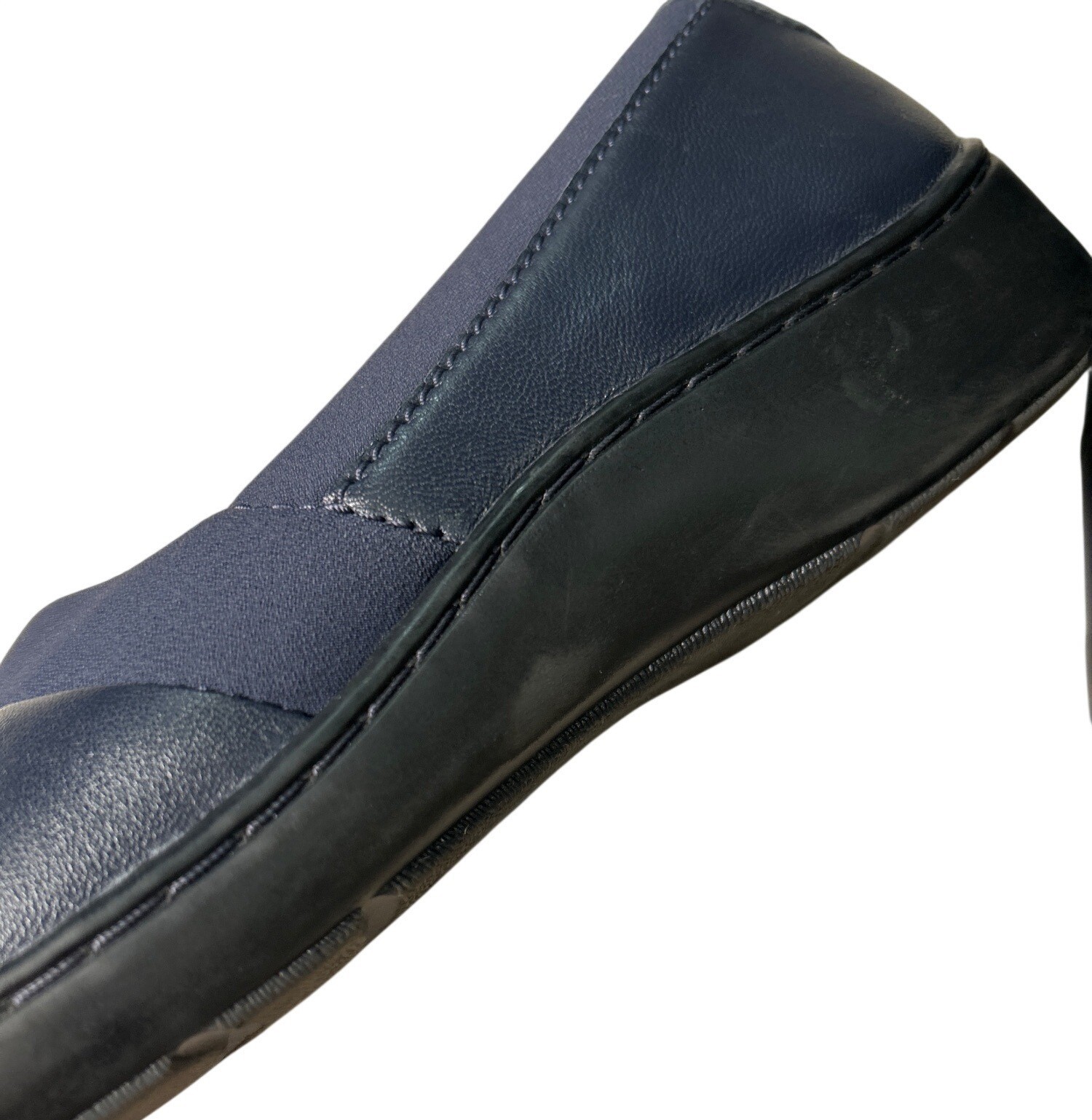 Clarks Cora Charm Flats Navy Slip-On Shoes Women’s 9 Ultimate Comfort Technology