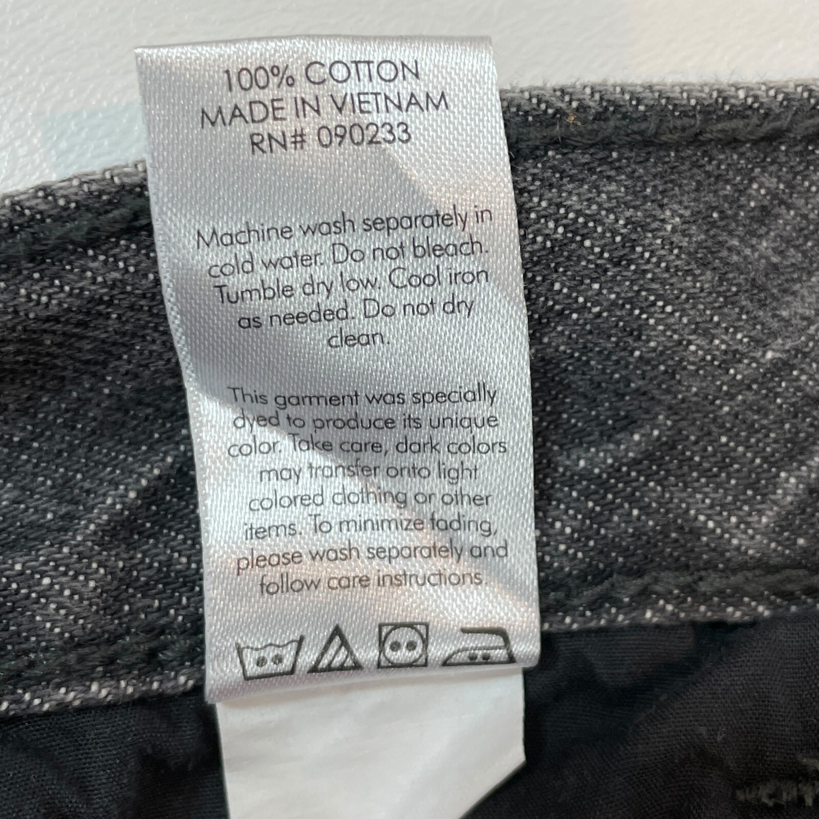 NEW PacSun Jeans Womens 25 Two Toned Black Denim High Rise Straight Raw Hem
