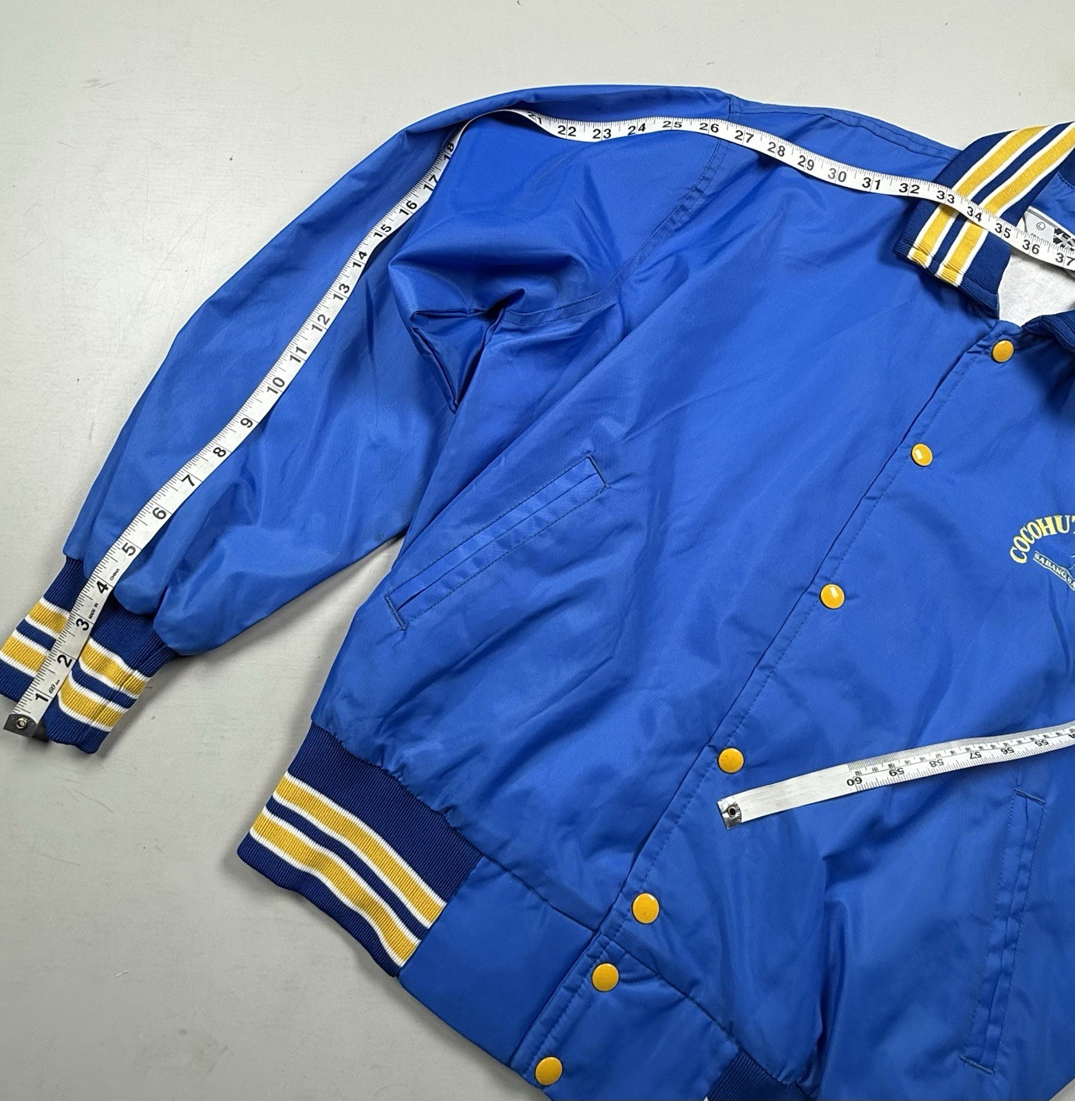 Vintage 70’s “COCOHUT LODGE & DISCO” ( Philippines ) Snap Jacket Blue Gold Sz: L