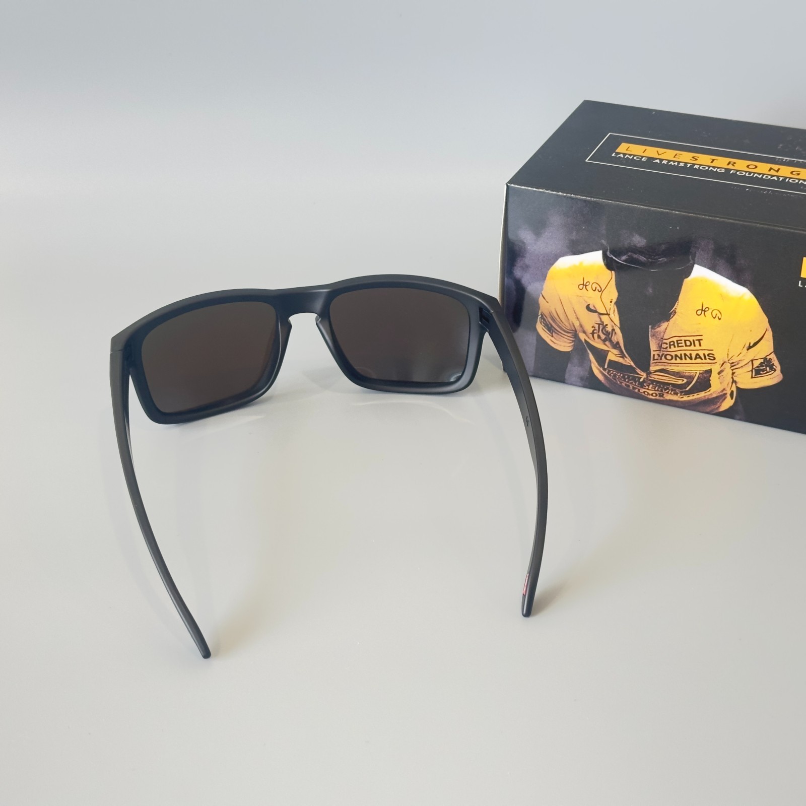 Oakley Holbrook OO9102 signature edition Sunglasses frosted black /Lce Blue lens