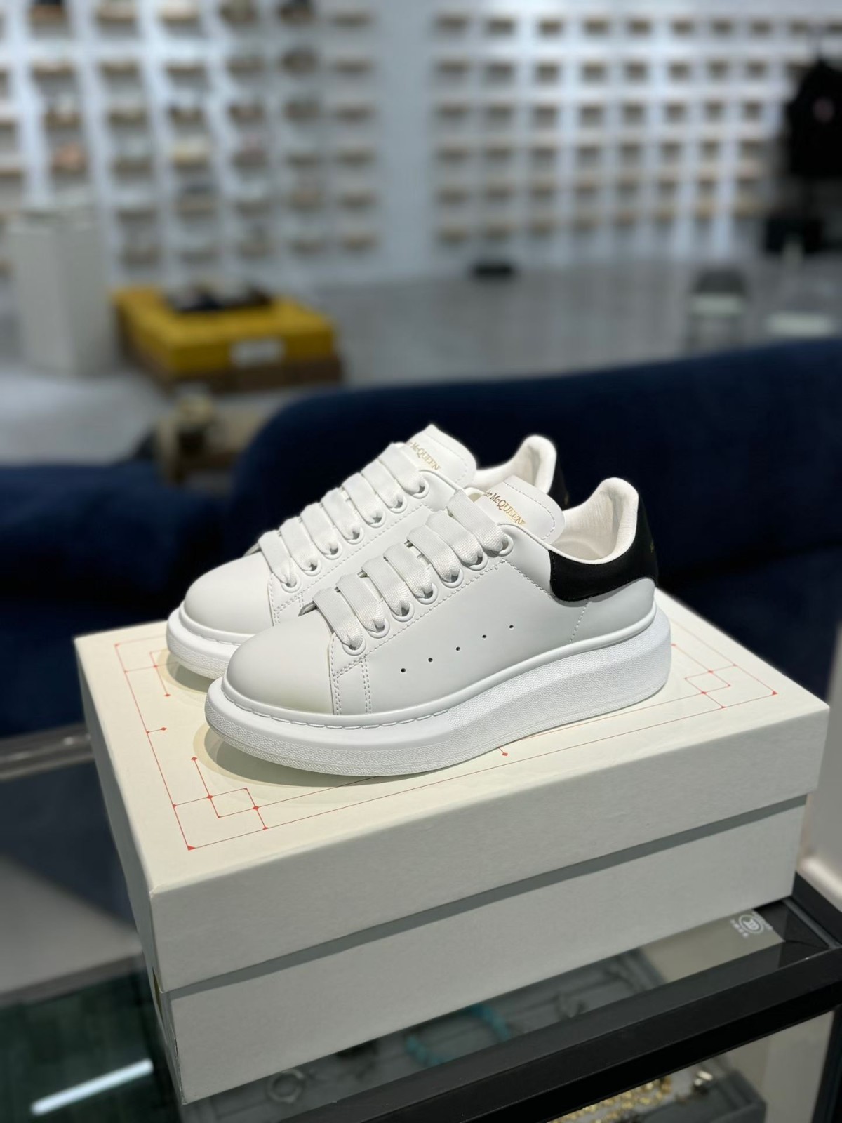 Alexander McQueen Oversized Sneaker White Black Heel Gold Logo Men