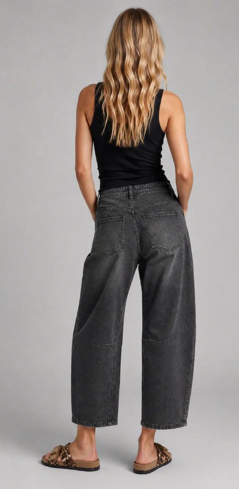 Vigoss Barbie Barrel Jeans SIZE 9/29 High Rise Stretch Dark Blue Denim NWT