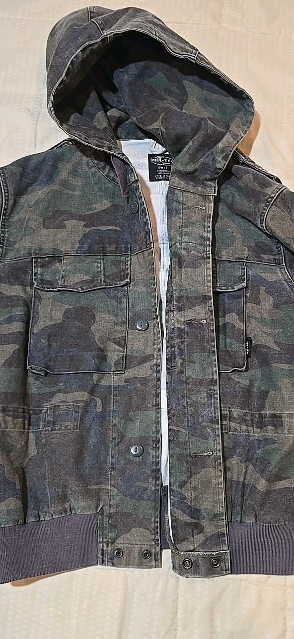 Vintage Mil-Tec Sturm Heavy Multi Camo Hoodie Jacket Size XL Military Germany?