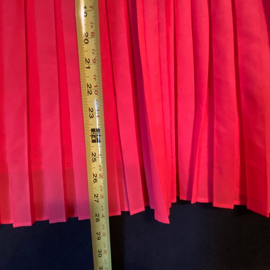 Liz Claiborne Coral-Colored Pleated Sleeveless Blouse Inner Lining Size L
