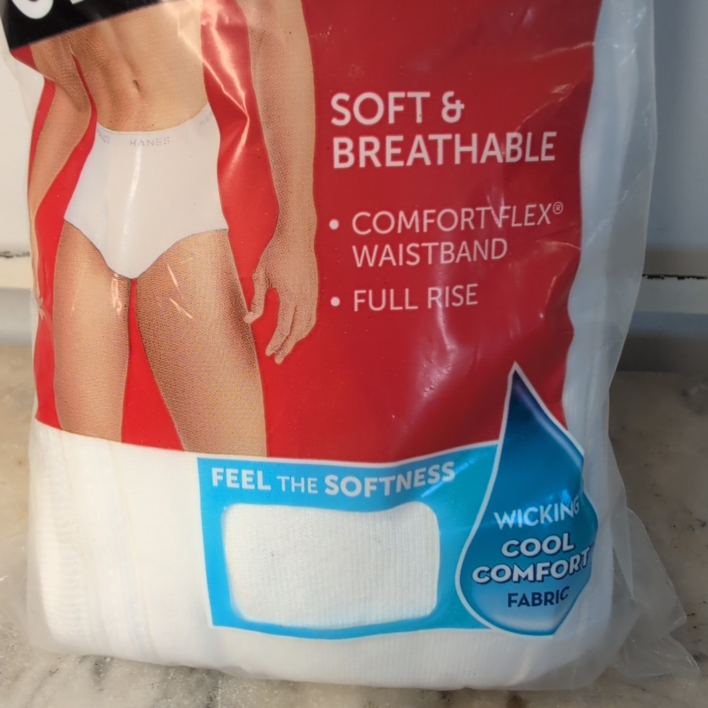 6 Hanes Briefs Men Tagless Underwear White Comfort Waistband Wicking Small 28-30