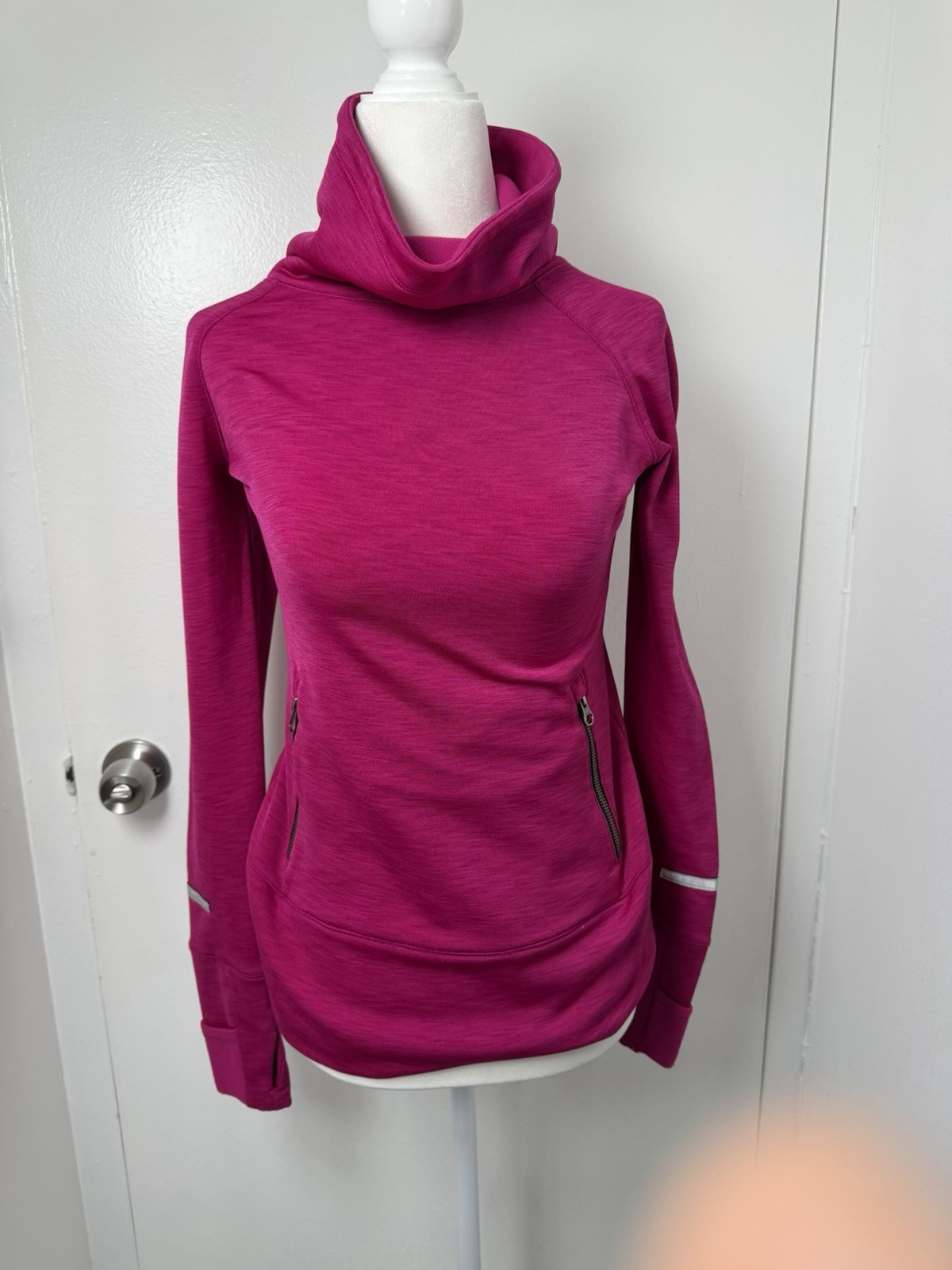 VSX Victoria’s Secret Sport Hoodie XS Pink Fleece Thumbhole Pullover Jacket