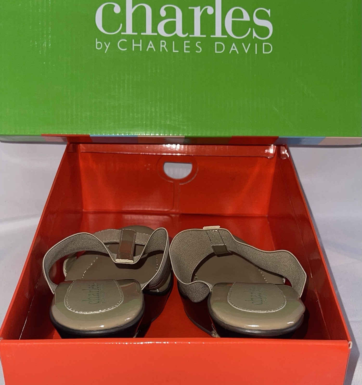 Charles by Charles David Women’s Camel Stretch T-Strap Wedge Sandals 7.5 M