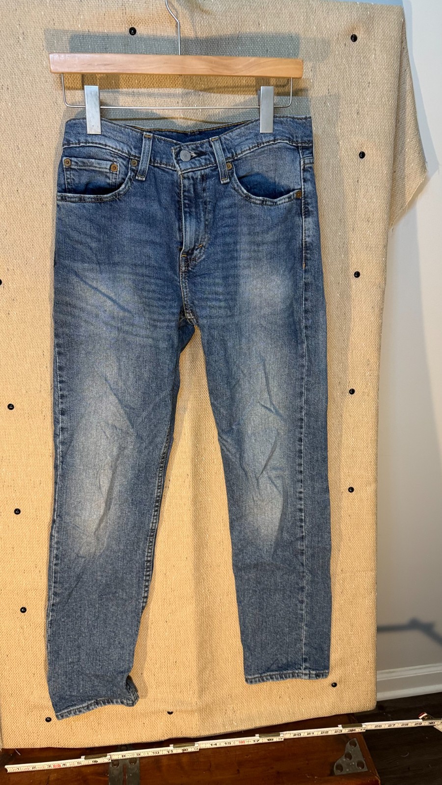 Levi’s 502 Regular Taper Jeans Men’s 29x 30 (Ins 28.5) Medium Wash Denim Red Tab