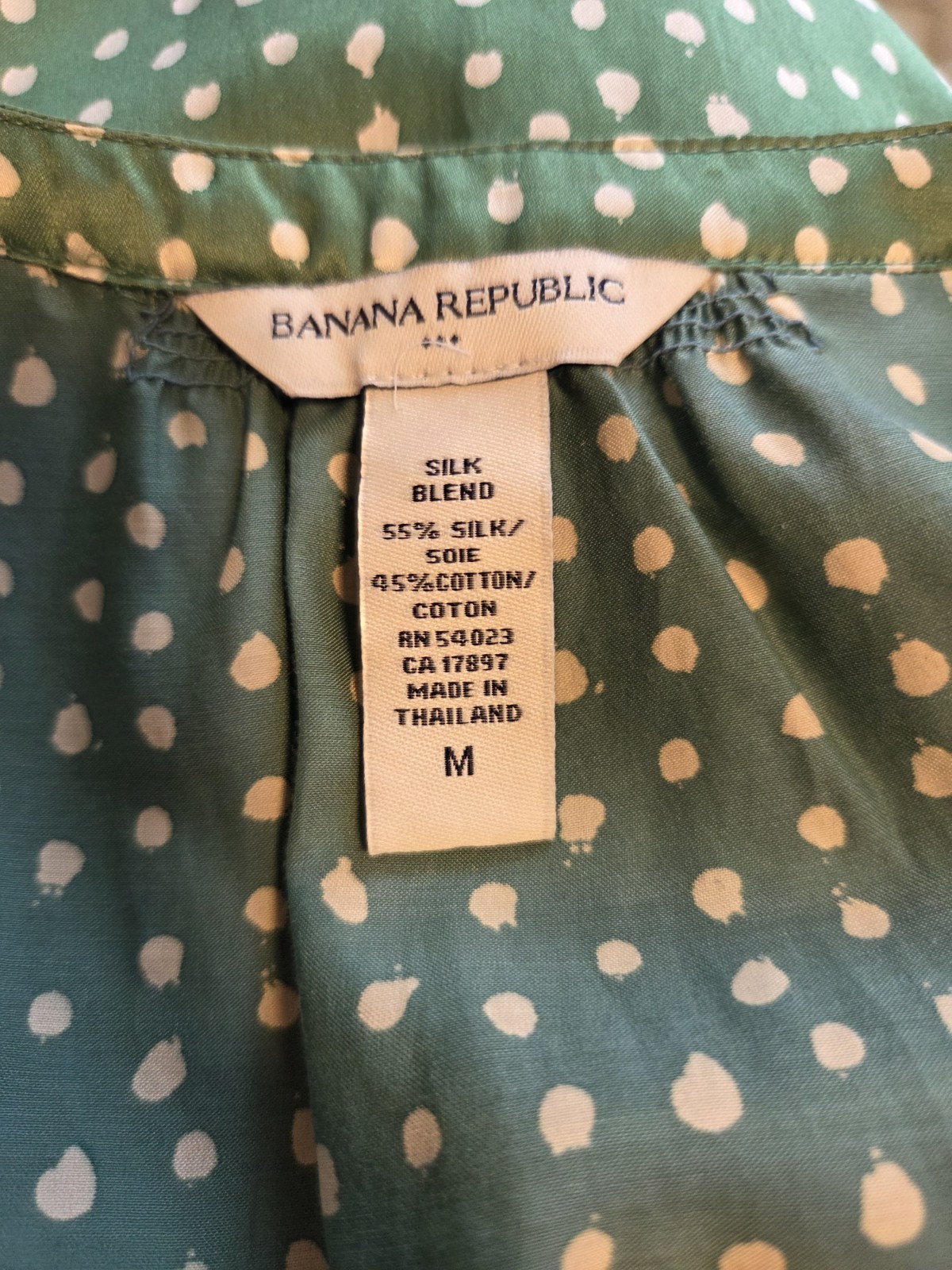 Banana Republic Green White Polka Dot Silk Blend Flutter Sleeve Blouse Top M 4