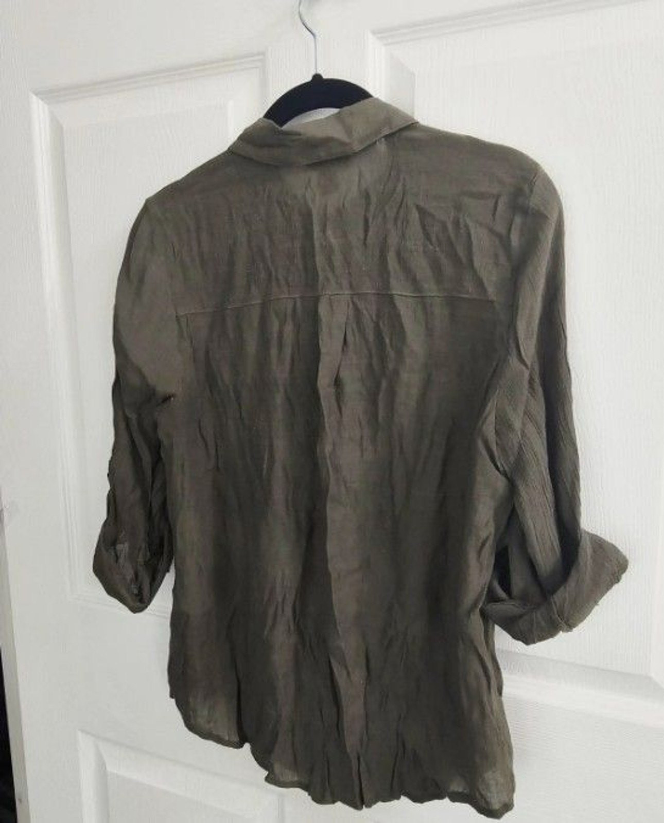 B Wear Women’s Army Green Button Up Shirt Medium