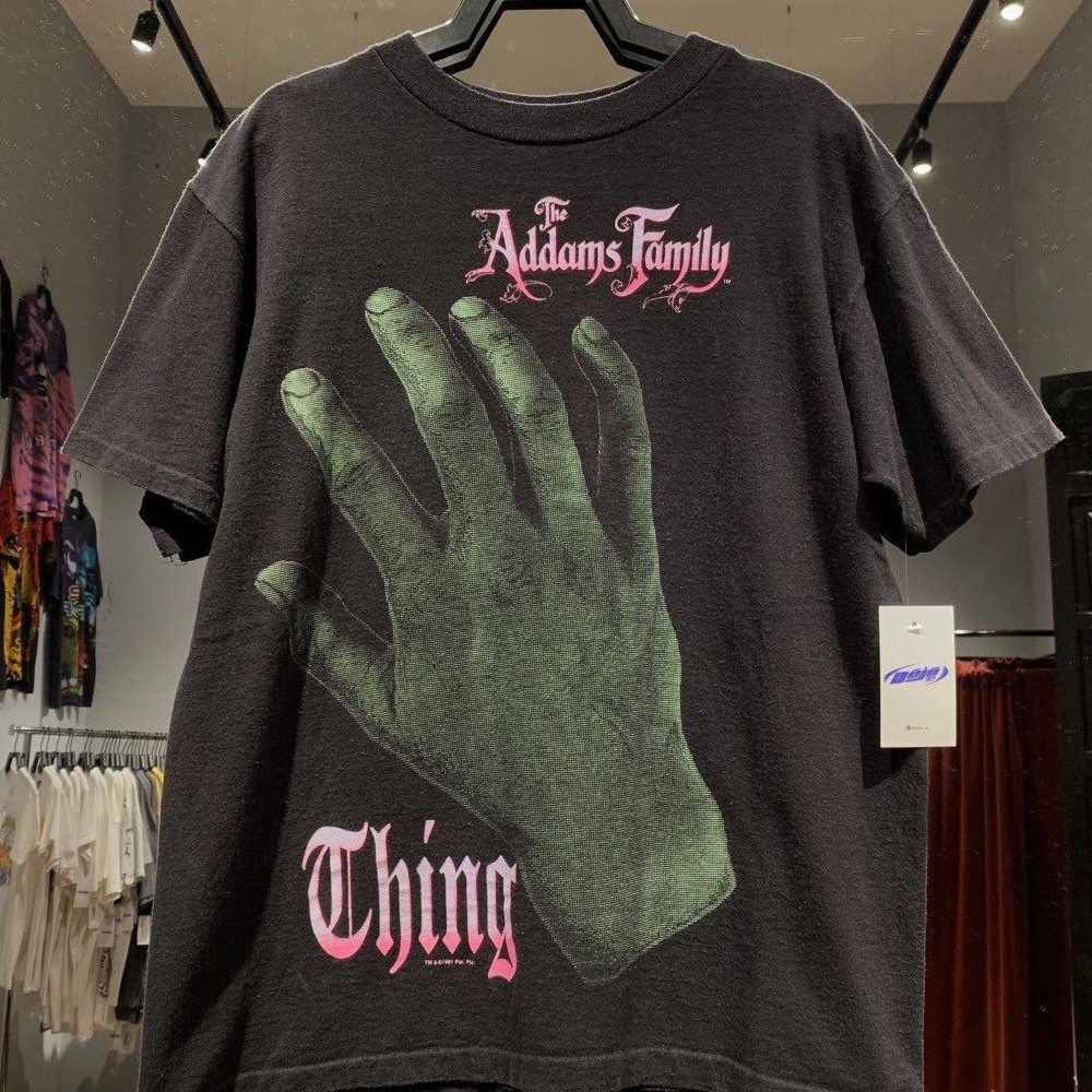 Retro ADDAMS FAMILY ‘Thing’ Unisex T-Shirt S-5XL