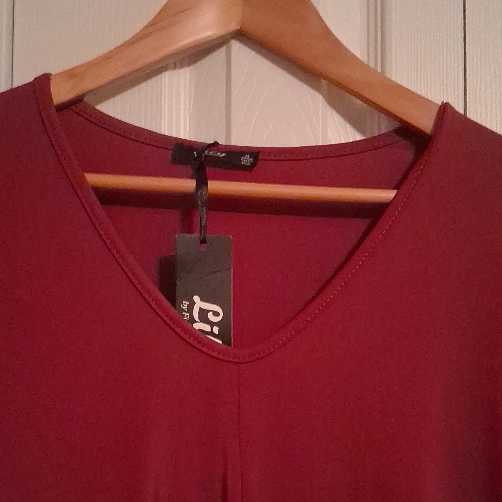 Lily by Primark Women’s M Burgundy Solid V-Neck Long Sleeve Tie Pullover Top