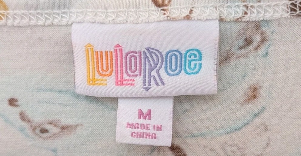 Lularoe Long White w/Blue/Brown Butterflies Scoop Neck Tee Sz M Womens Whimsy