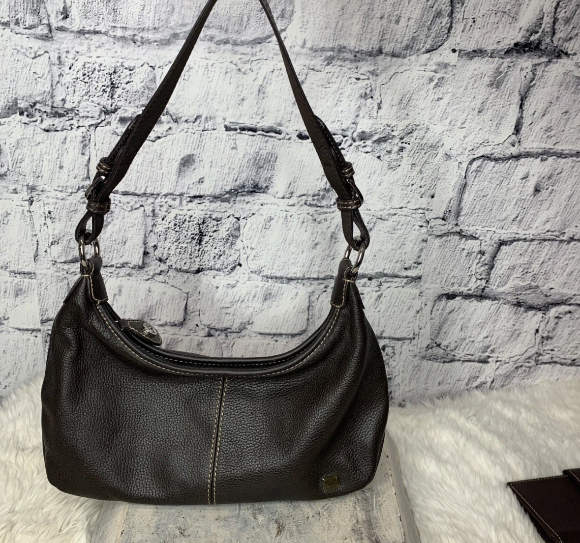 The Sak Pebbled Leather Slouchy Hobo Shoulder Bag Dark Brown w/ Matching Wallet