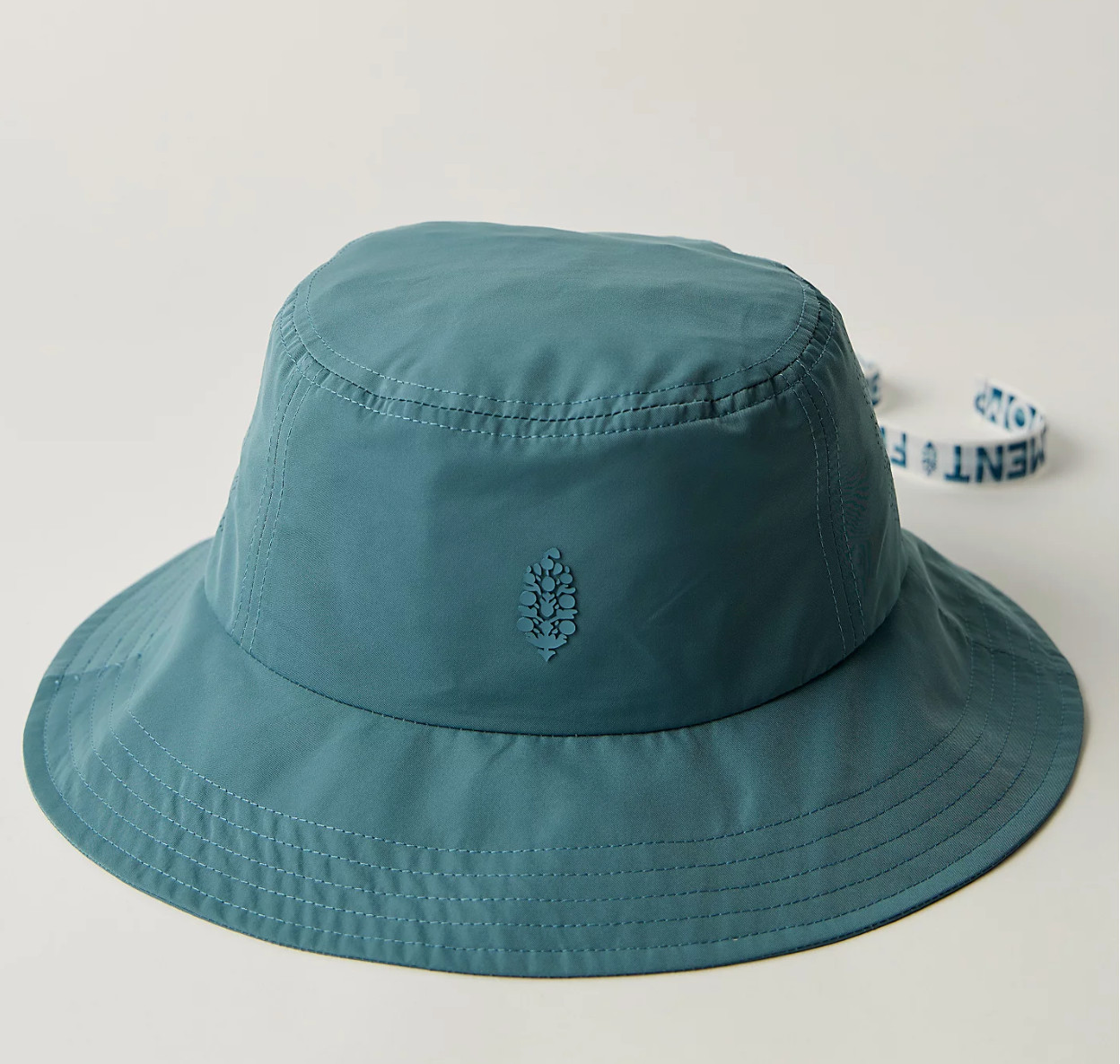 NEW FREE PEOPLE FP MOVEMENT BLUE ADVENTURE LOGO STRAP BUCKET HAT