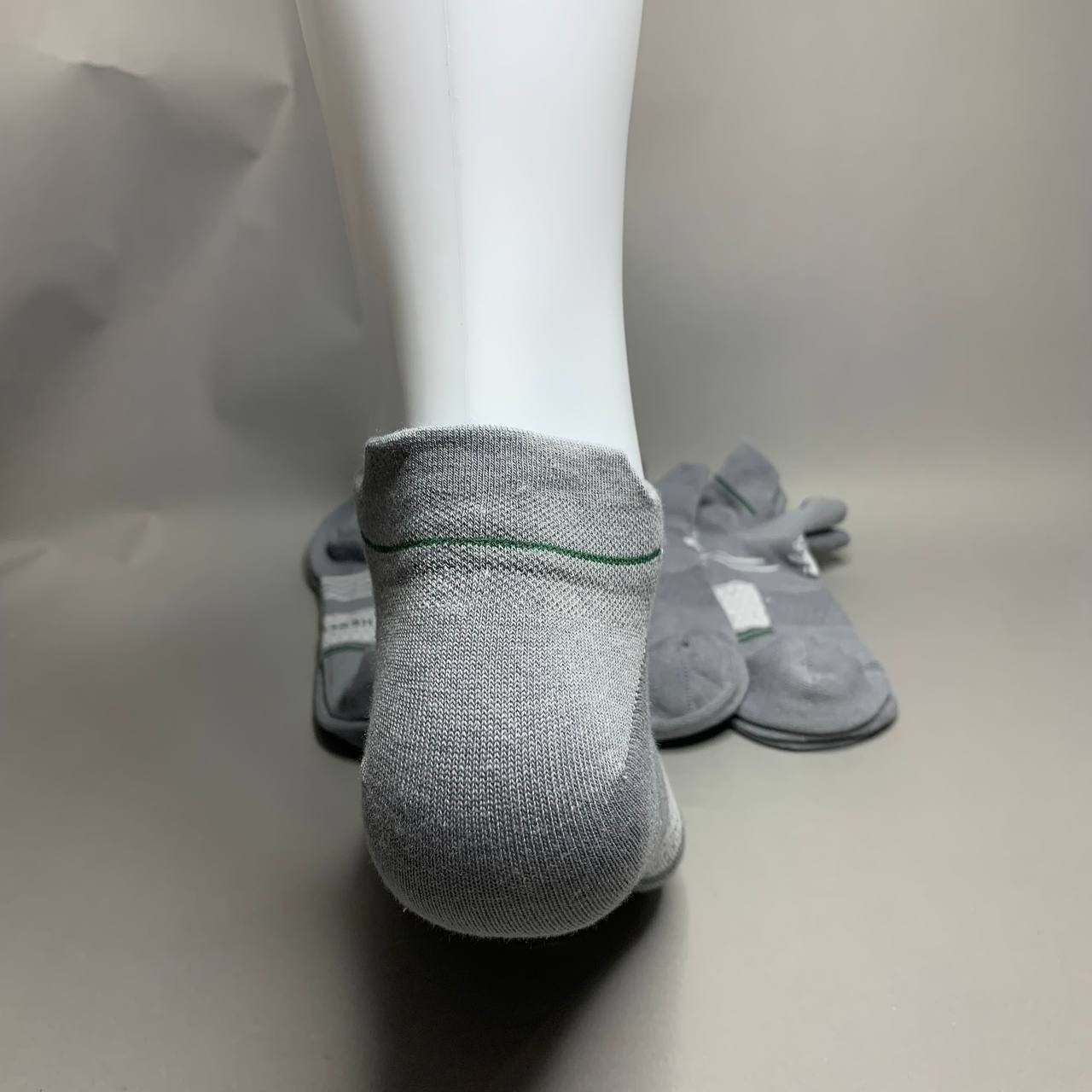 Bombas Men Women Ankle Quarter Socks 4 Pairs Dark Gray Charcoal Size L Large